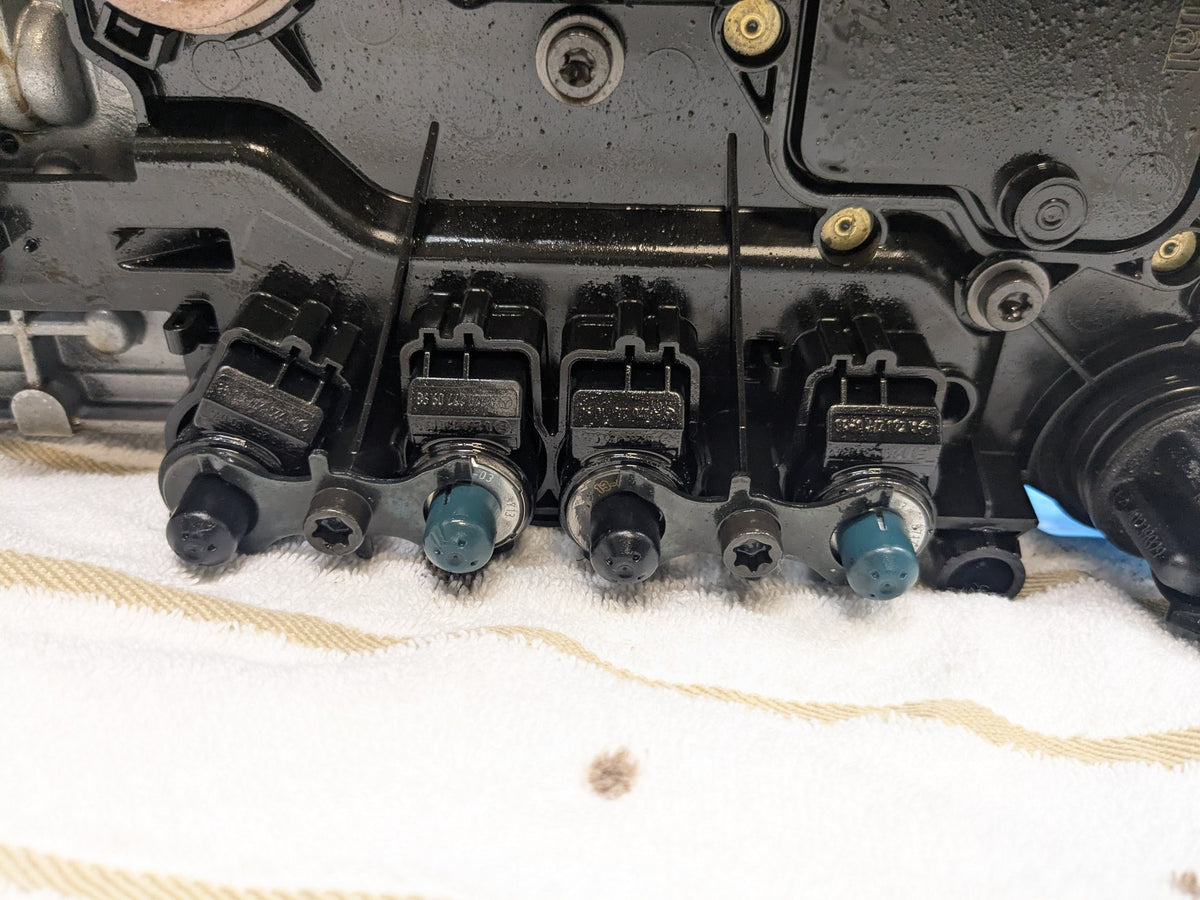 14-16 OEM Mercedes W212 E350 E550 Transmission Mechatronic Valve Body