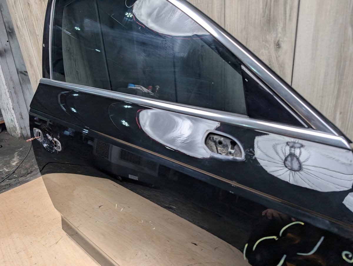 2017-2019 OEM Audi A4 S4 RS4 B9 Front Right Passenger Door Shell Panel A2/ Y9B