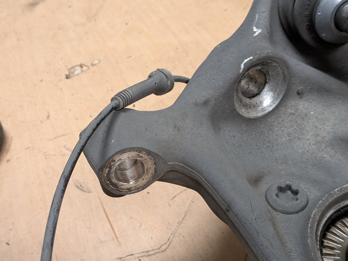 16-19 OEM BMW G11 G12 740 750 AWD Front Left Driver Spindle Hub Carrier Knuckle