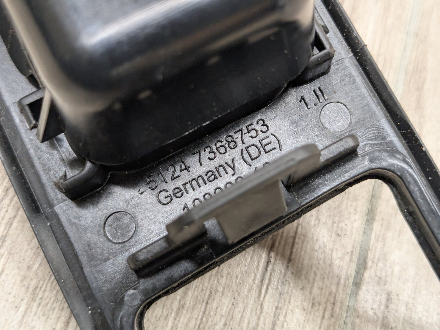 OEM BMW F22 F23 F30 F32 F36 F80 F82 F87 M3 M4 Trunk Lid Release Switch Handle