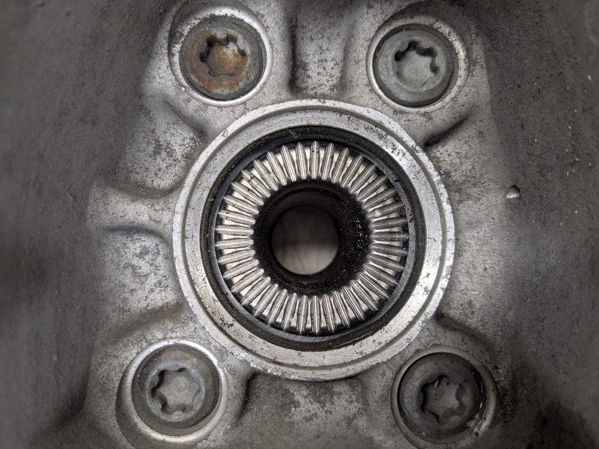 19-26 OEM BMW G05 G06 X5 X6 X7 Rear Right Passenger Hub Spindle Knuckle Bearing