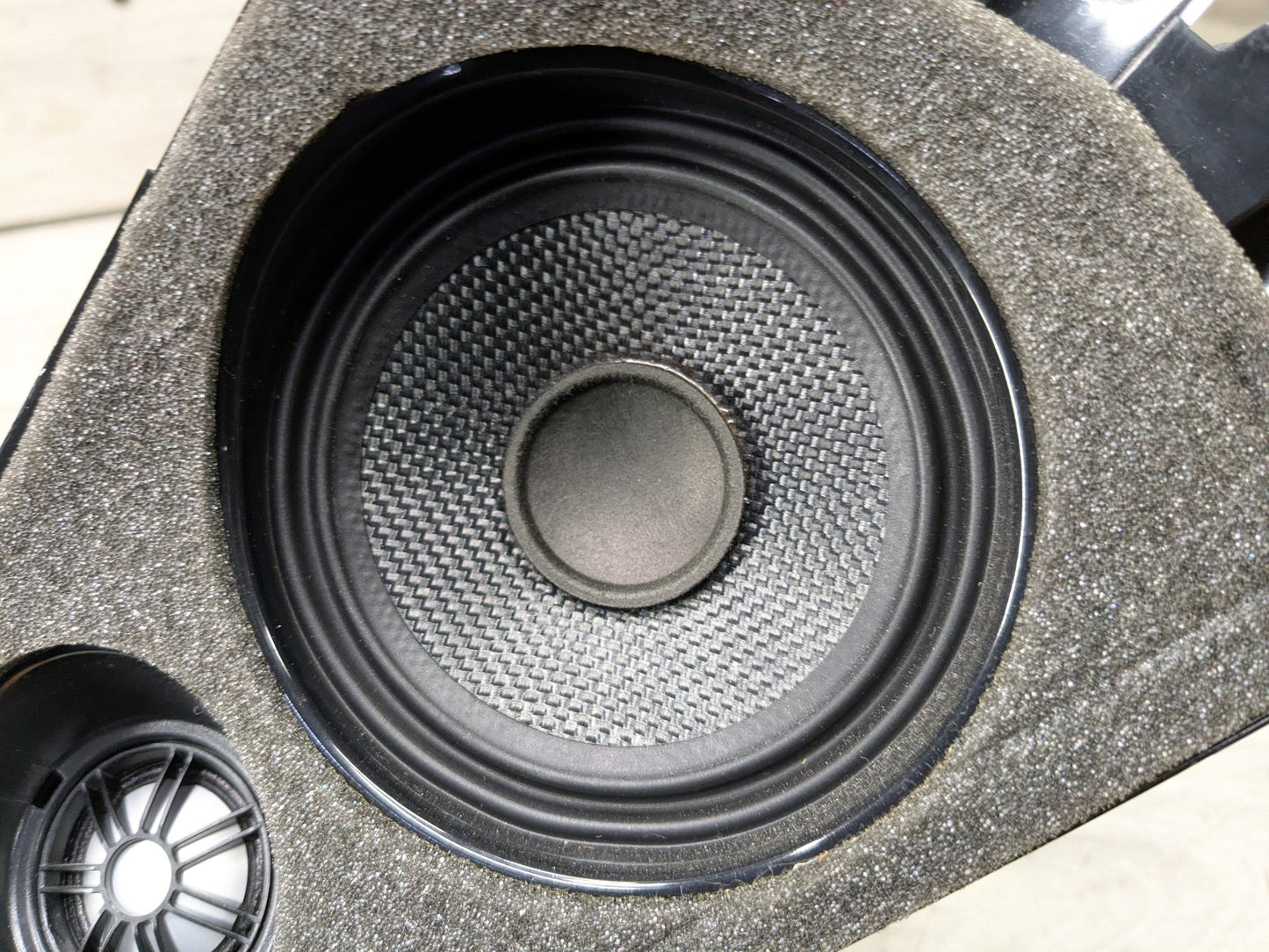 OEM BMW F15 F16 F85 F86 X5 X6 X5M Rear Left Right Door D-Pillar Speaker SET