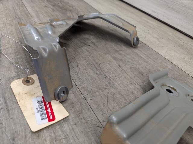 18-24 OEM BMW G01 G02 F97 X3 X4 Left Driver Side Fender Wing Holder Bracket SET