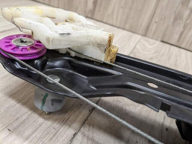 16-22 OEM BMW F48 X1 Rear Left Driver Side Door Window Regulator Motor