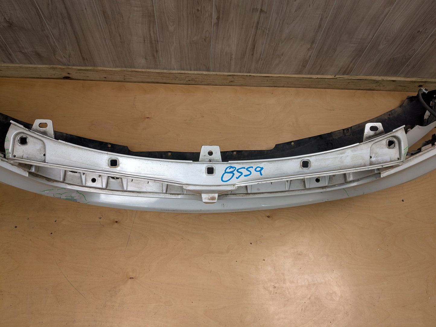 *14-18 OEM BMW F15 X5 Front Bumper Cover Panel White A96 MINERALWEISS METALLIC (A96)