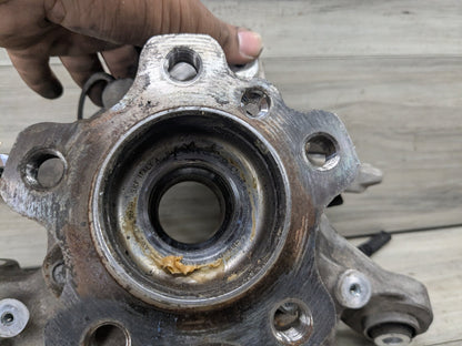 2021 BMW M340i G20 Rear Left Driver Spindle Knuckle w/ Bearing 6899305 19-25 OEM BMW G20 330 M340 REAR Left Driver Knuckle Wheel Hub Spindle Bearing OEM