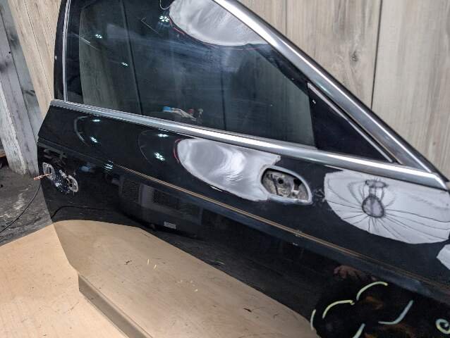 *17-19 OEM AUDI A4 S4 Front Right Passenger Side Door Shell Black