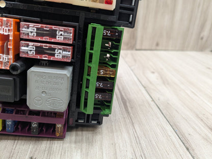 OEM Mercedes W207 W212 E350 E550 Rear SAM Trunk Signal Control w/ Fuse Box