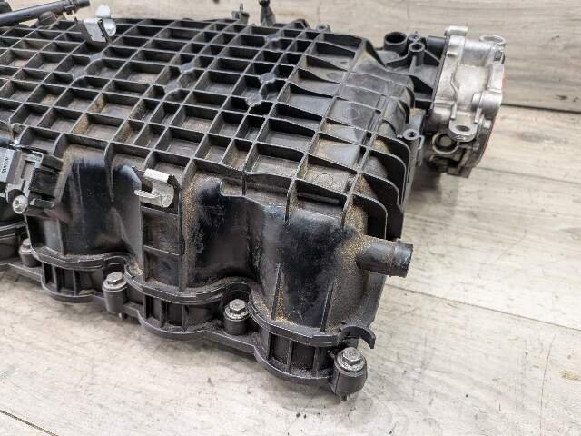 2018 - 2024 BMW X3 G01 Engine Motor Intake Manifold 8601651 B58B30M0