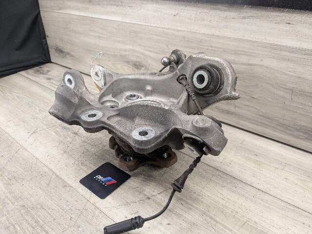 OEM BMW G20 330 M340 REAR Right Passenger Knuckle Wheel Hub Spindle Bearing