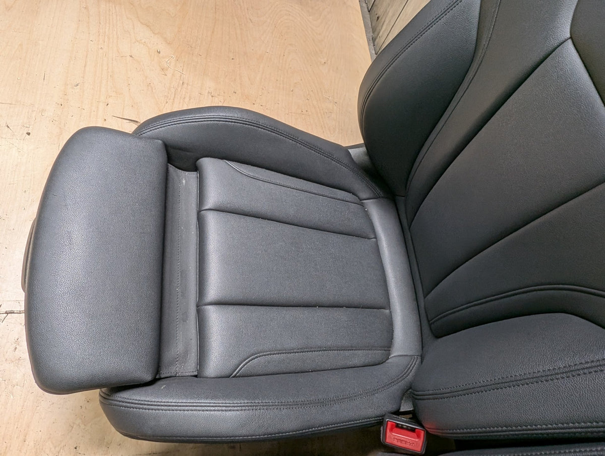2018-2024 BMW X3 G01 Front Left Driver Right Passenger Seat Assemblys SET