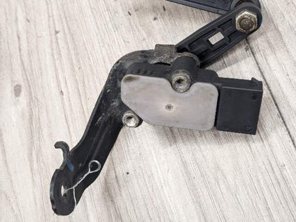 2015 BMW X5 F15 Suspension Height Level Sensor 6867646