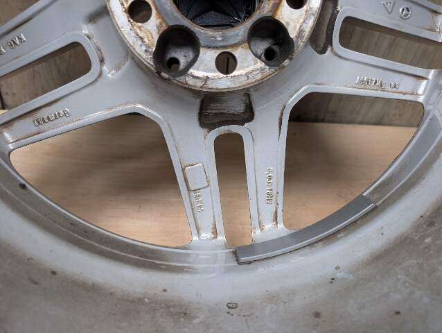 *OEM Mercedes W207 E300 E400 E550 AMG Front Wheel Rim 18x8 ET45 5 Double Spoke
