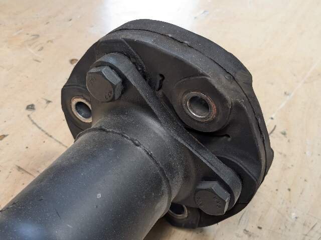 18-20 OEM BMW G30 M550 AWD Rear Drive Shaft Driveshaft Propeller