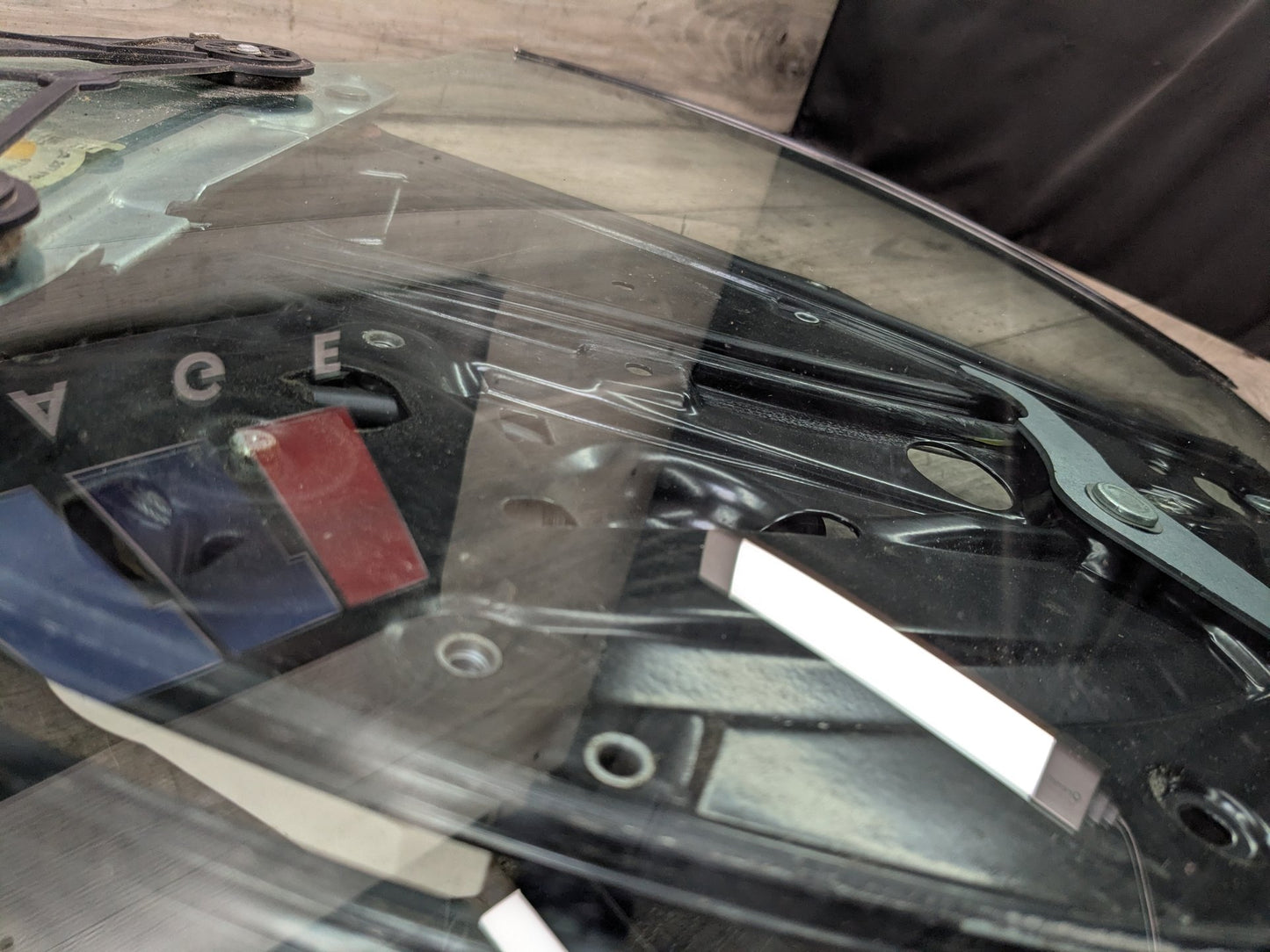 2009-2017 Mercedes-Benz E550 E-Class A207 Rear Left Driver Window Glass Regulator w/ Motor A2076701503