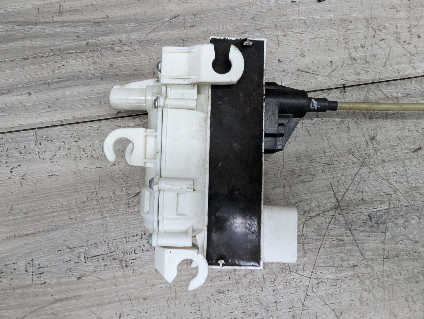 2017 BMW 740i G12 Rear Left Driver Door Latch Lock Actuator w/ Soft Close 2581897 OEM BMW G12 740 750 M760 B7 REAR LEFT DRIVER Door Lock Latch Actuator SOFT CLOSE