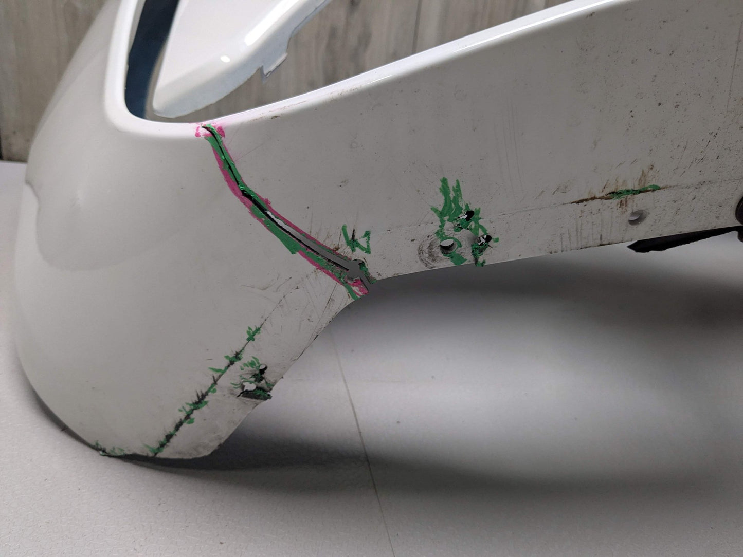 NOTE* 15-20 OEM BMW F87 M2 Front Bumper Cover Trim w/O PDC Holes White 300 White ALPINWEISS III (300)