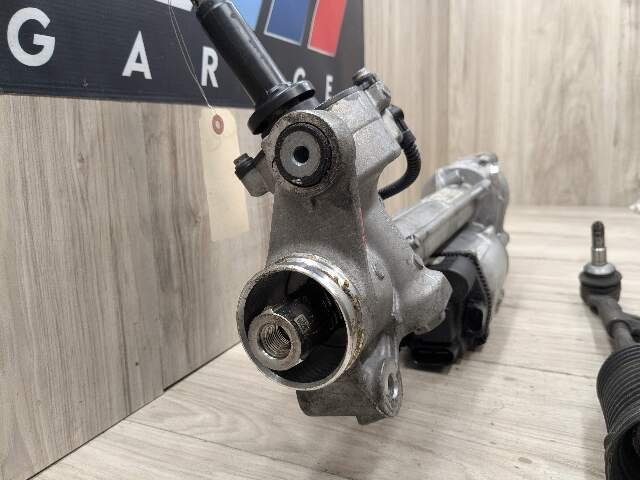 2014 Mercedes-Benz E550  Steering Gear Rack & Pinion 2124609000