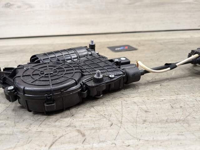 OEM BMW F01 F02 F10 Front Right Passenger Door Lock Latch Actuator SOFT CLOSE