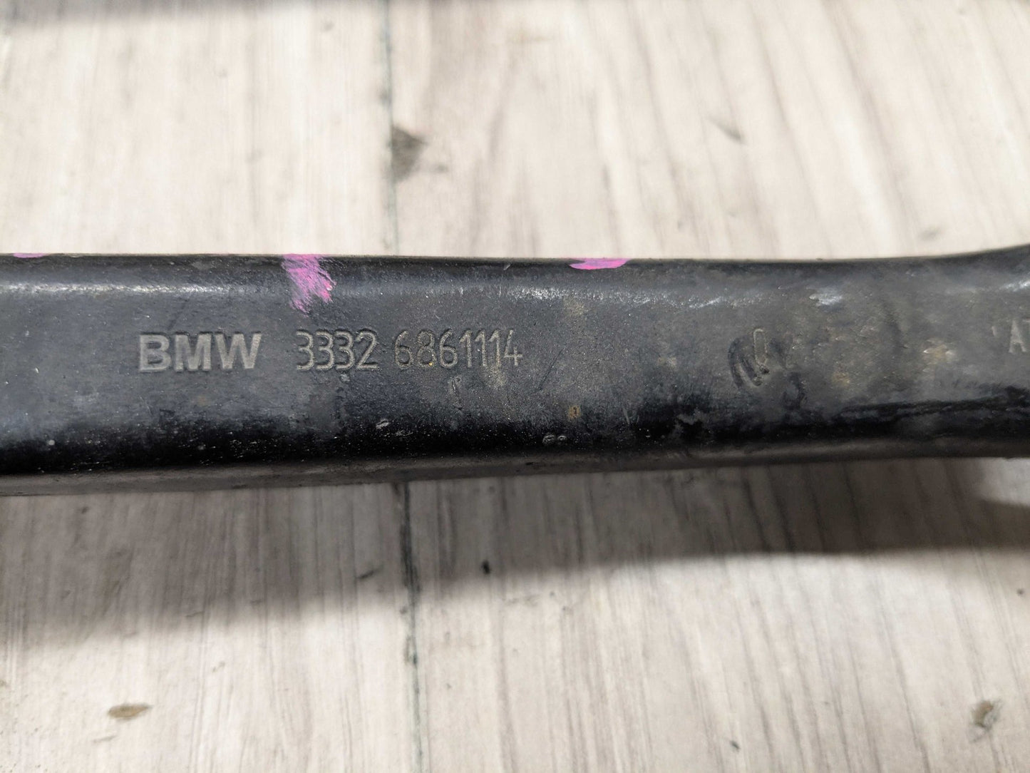 2017 BMW 750i G12 Rear Left Driver Control Arms SET 6861115 OEM BMW G11 G12 G14 G15 G16 G30 Rear Left Driver Upper Lower Control Arm SET
