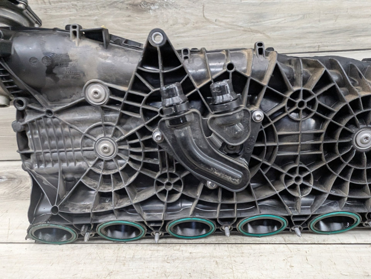 OEM BMW G01 G05 G12 G20 G42 G30 M340 M440 X3 Engine B58 Intake Manifold 8647977