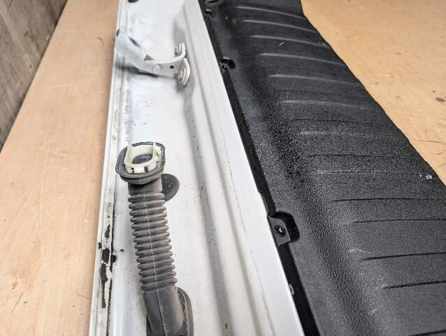 2014 - 2018 BMW X5 F15 Rear Lower Liftgate Tailgate 7378123 N55B30M0