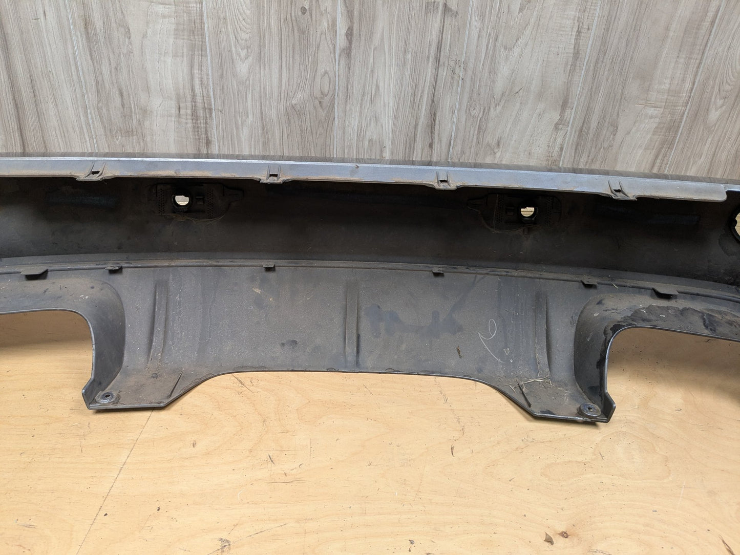10-13 OEM BMW E70 X5M Rear Bumper Trim Cover Panel Assembly Gray A52 SPACEGRAU METALLIC (A52)