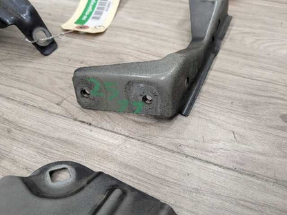 16-22 OEM BMW F48 X1 28i 28iX Front Left Driver Side Fender Holder Bracket SET