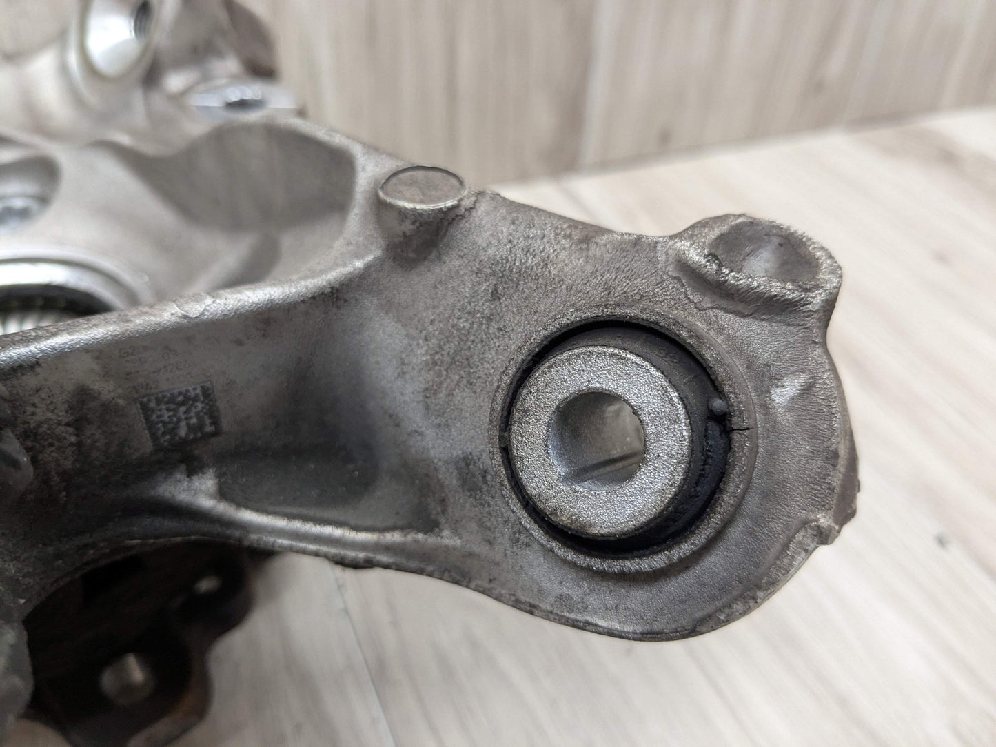 2022 BMW M340i G20 Rear Left Driver Spindle Knuckle w/ Bearing 6898479 19-25 OEM BMW G20 330 M340 REAR Left Driver Knuckle Wheel Hub Spindle Bearing