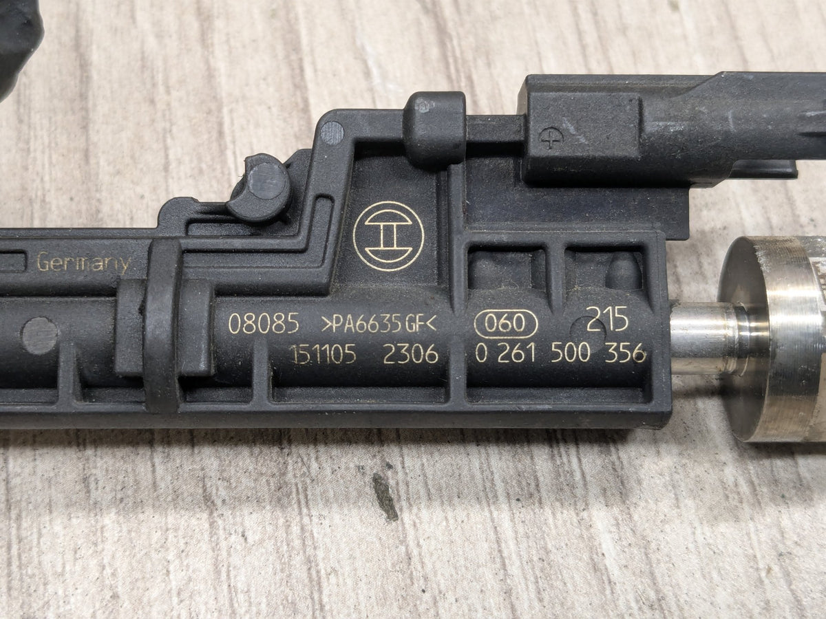 2016 BMW 750i G12 Engine Motor Fuel Injector SET 8638255 19-24 OEM BMW G12 G30 M550 750 Engine N63R High Pressure Fuel Injector SET