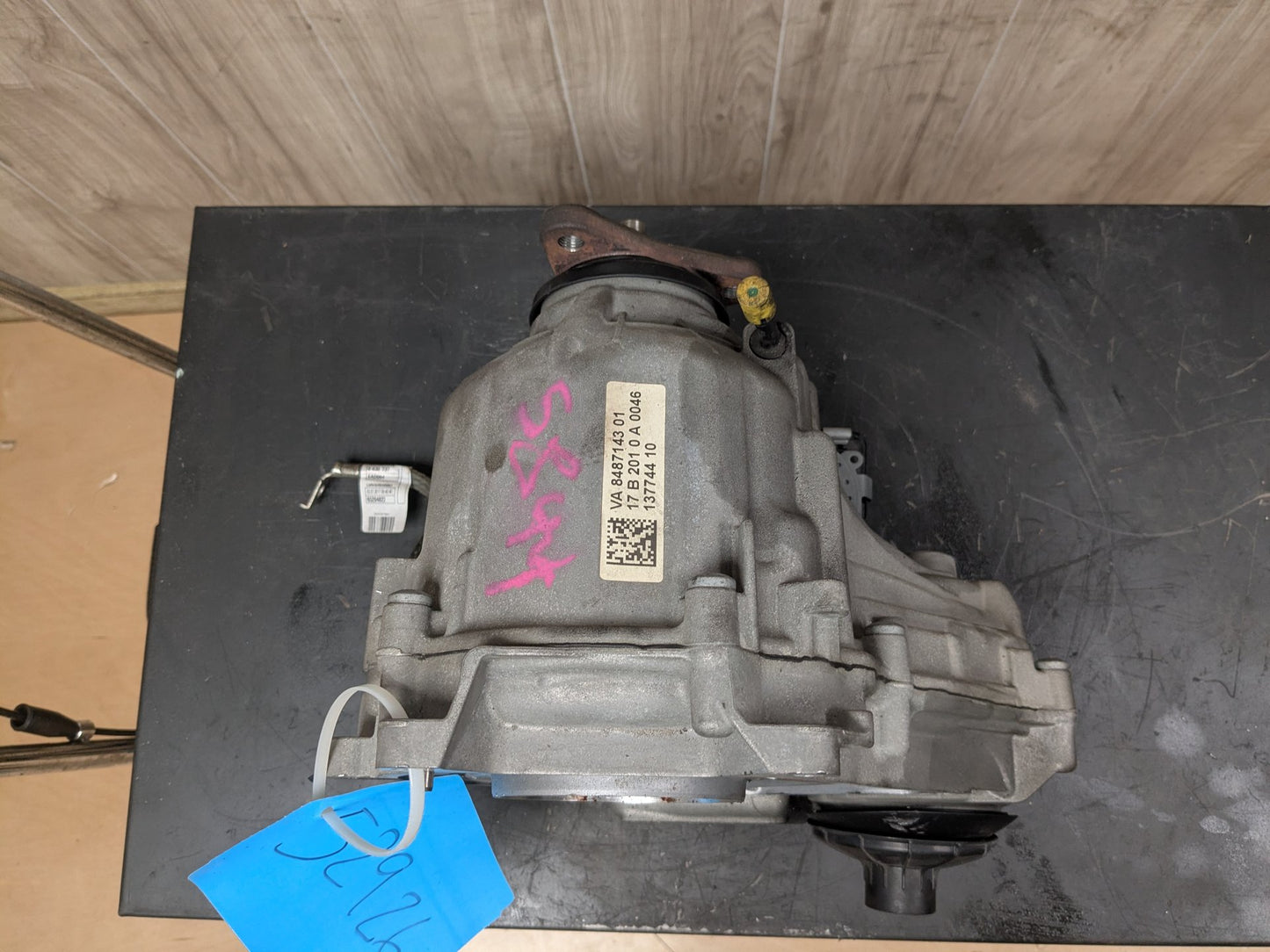 2018 BMW M550i N63B44O2 Transmission Transfer Case 119694k 8487143