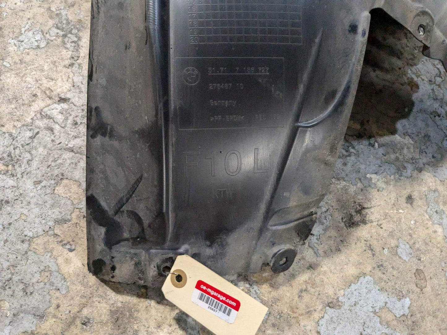 11-16 OEM BMW F10 528 535 550 Front Left Driver Fender Liner Wheel Splash Shield