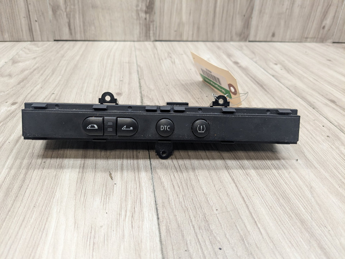 03-05 OEM BMW E85 Z4 Front Center Dash Convertible Console Switch Button