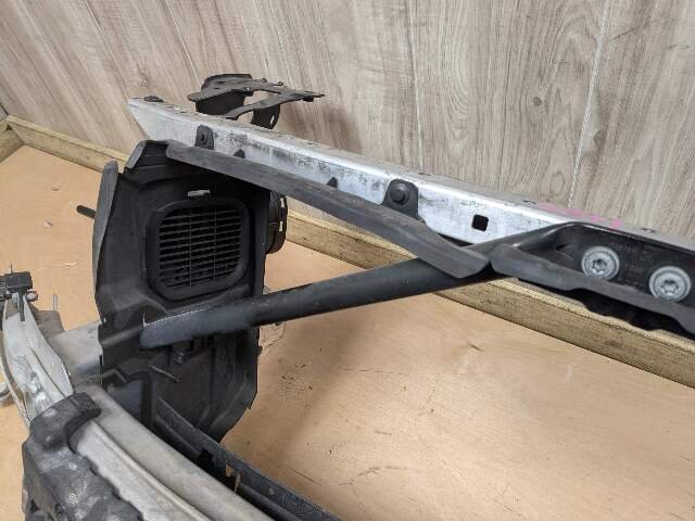 17-23 OEM BMW G30 530 540 M550 M SPORT Front Clip Radiator Support Reinforcement