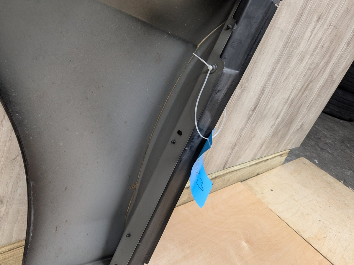 2014 Mercedes-Benz E550 W212 Front Right Passenger Fender Panel 197 (Obsidian black- Metallic finish)