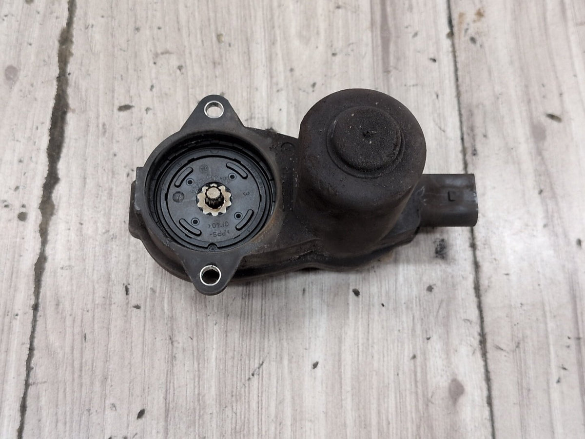 2010-2016 Audi S4 B8 Rear Left or Right Brake Caliper Actuator 8K0998281 OEM