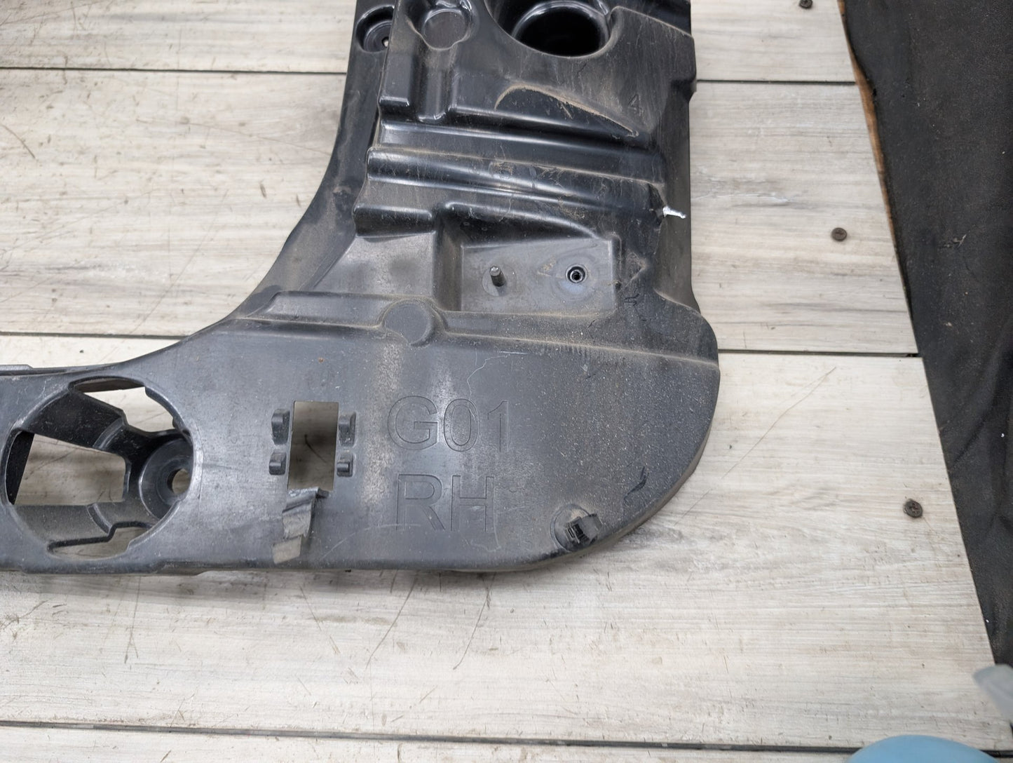 18-21 BMW G01 F97 X3 Rear Bumper Right Passenger Side Brackets Mounts Supports
