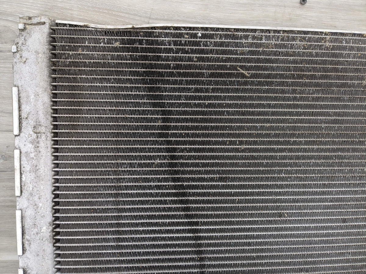 12-18 OEM BMW F10 M5 F06 F12 M6 Engine S63 Main Radiator Cooling*