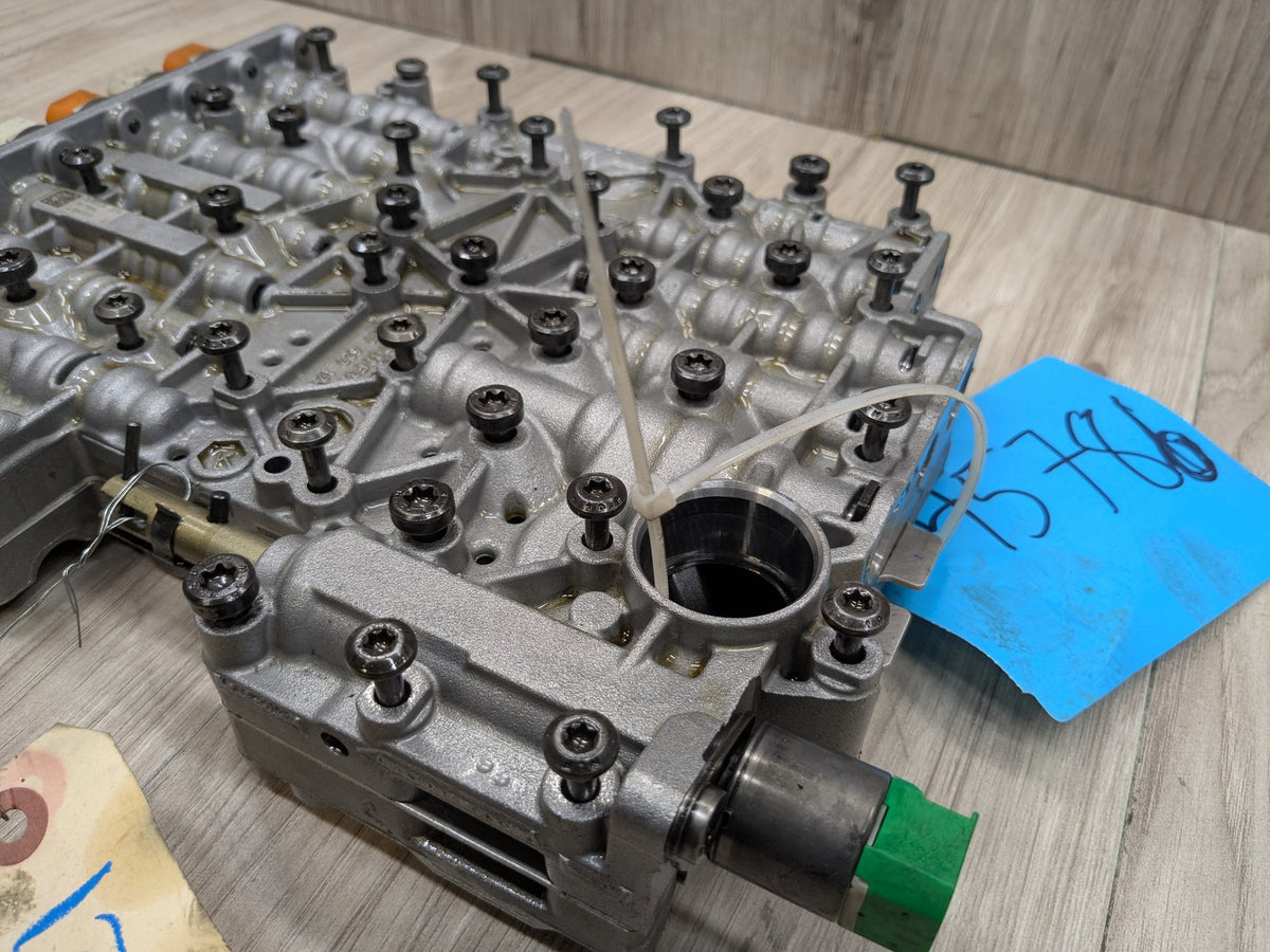 OEM BMW F10 F15 F25 F30 F36 328 335 Transmission Mechatronic Valve Body GA8HP45Z
