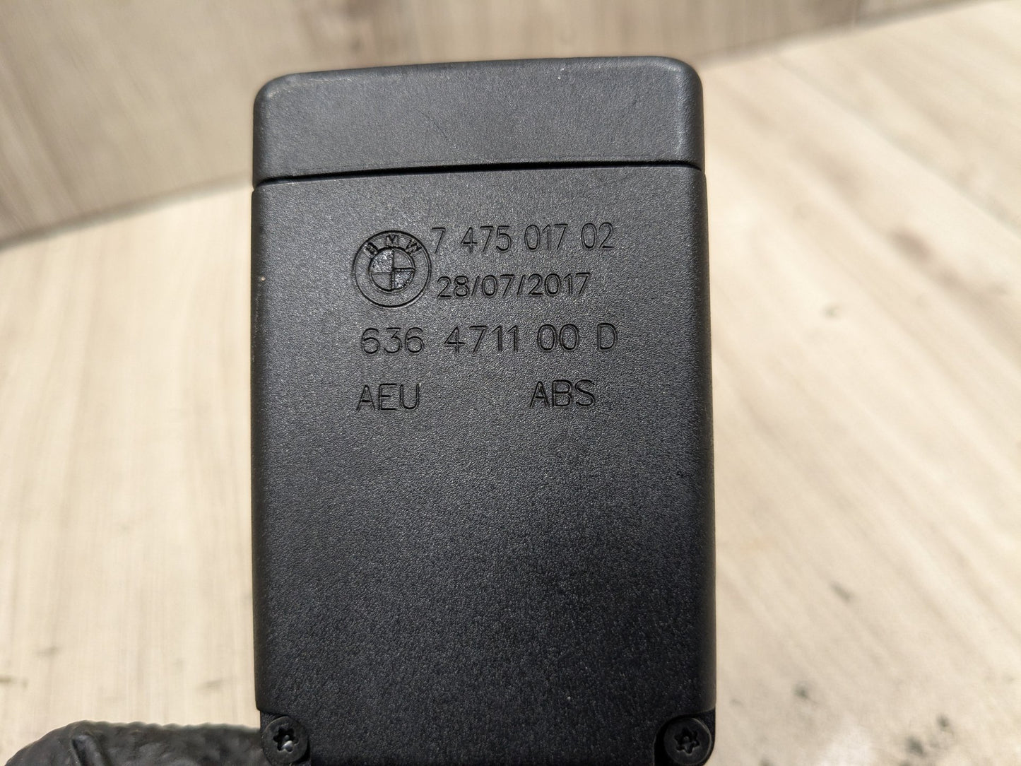 17-20 OEM BMW F90 M5 G30 530 540 M550 Rear Left Driver Seatbelt Seat Belt Buckle