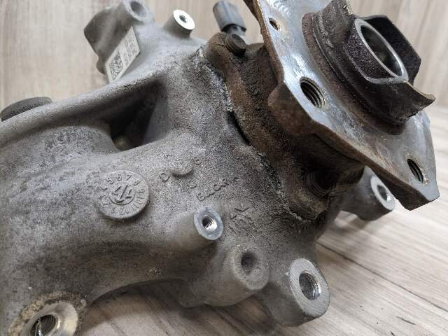 2018 - 2024 Audi S5 B9 Rear Right Passenger Spindle Knuckle w/ Bearing 8W0505436