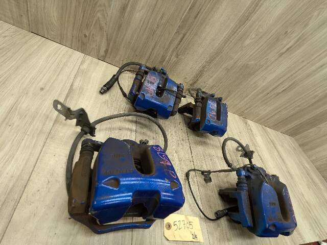 BMW   Rear Left Right Brake Caliper SET 6887409