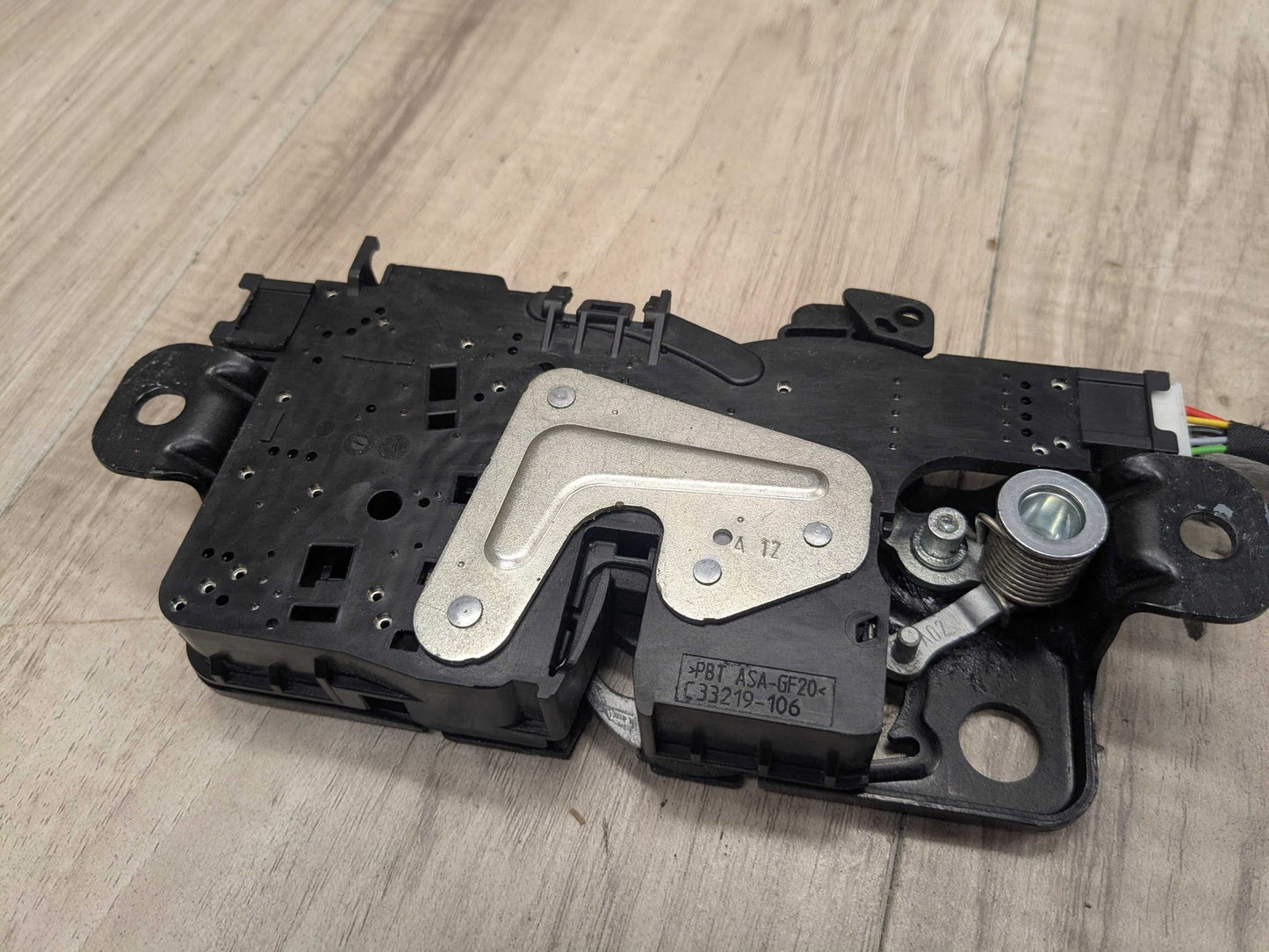 2017 BMW 750i G12 Liftgate Trunk Lid Liftgate Lock Latch Actuators SET 7441014 16-22 OEM BMW G11 G12 740 750 M760 Trunk Lid Power Lock Drive Actuator