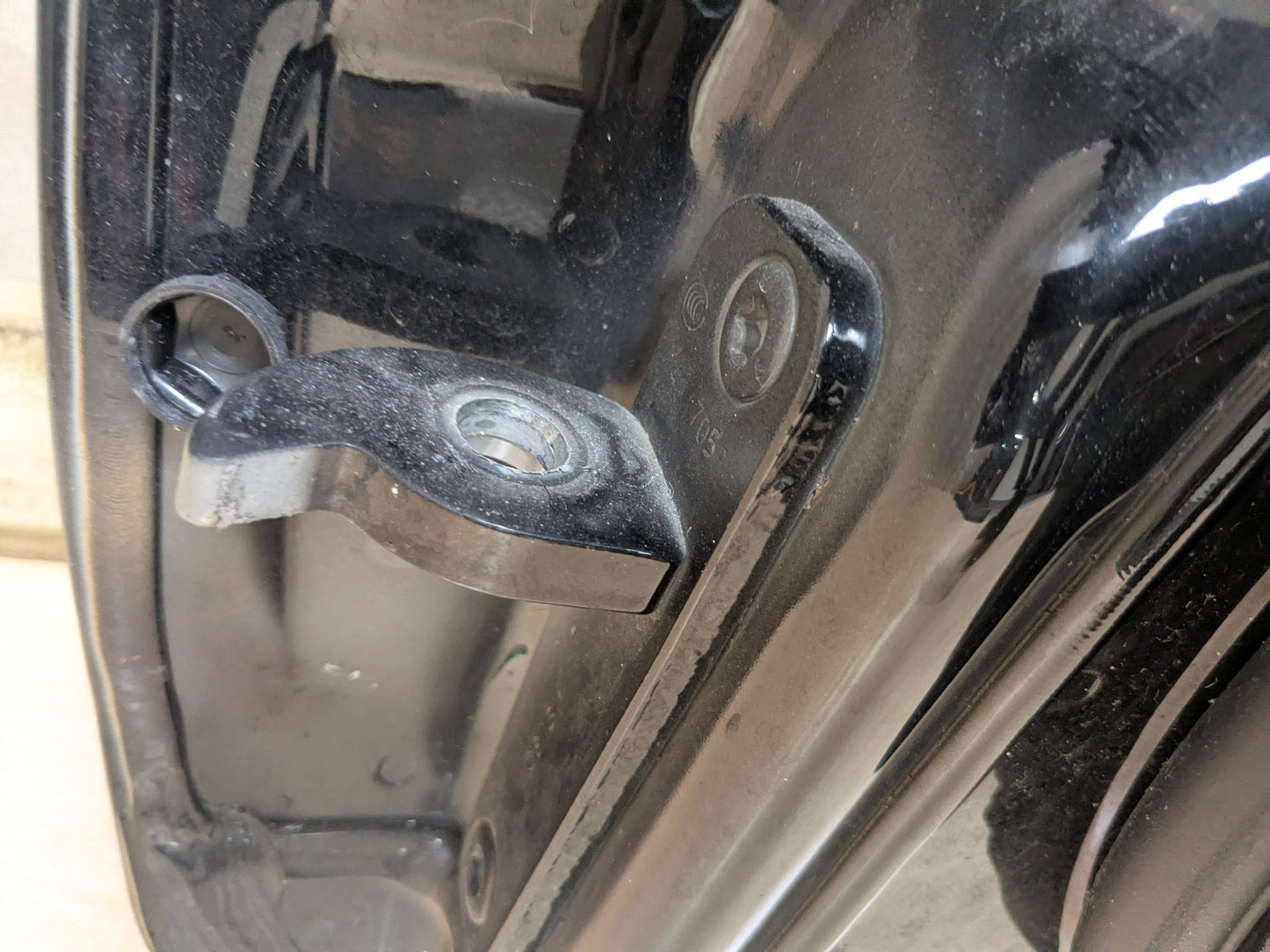 OEM Mercedes W212 E350 E400 E550 Front Right Passenger Door Shell Panel Black 197 (Obsidian black- Metallic finish)