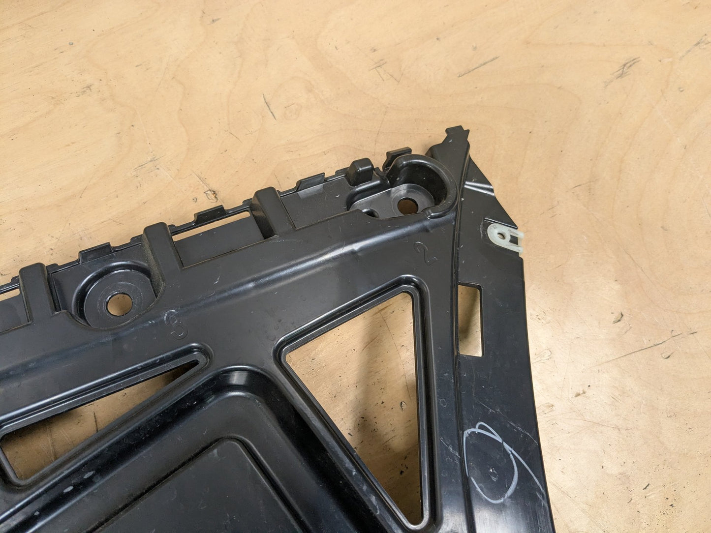 18-21 BMW G01 F97 X3 Rear Bumper Right Passenger Side Brackets Mounts Supports