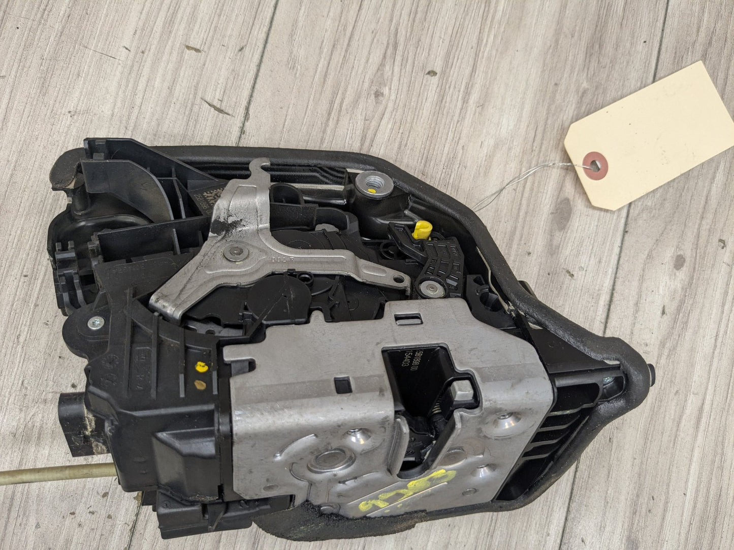 2016 BMW 750i G12 Rear Right Passenger Door Latch Lock Actuator w/ Soft Close 2581898 OEM BMW G12 740 750 B7 REAR RIGHT PASSENGER Door Lock Latch Actuator SOFT CLOSE