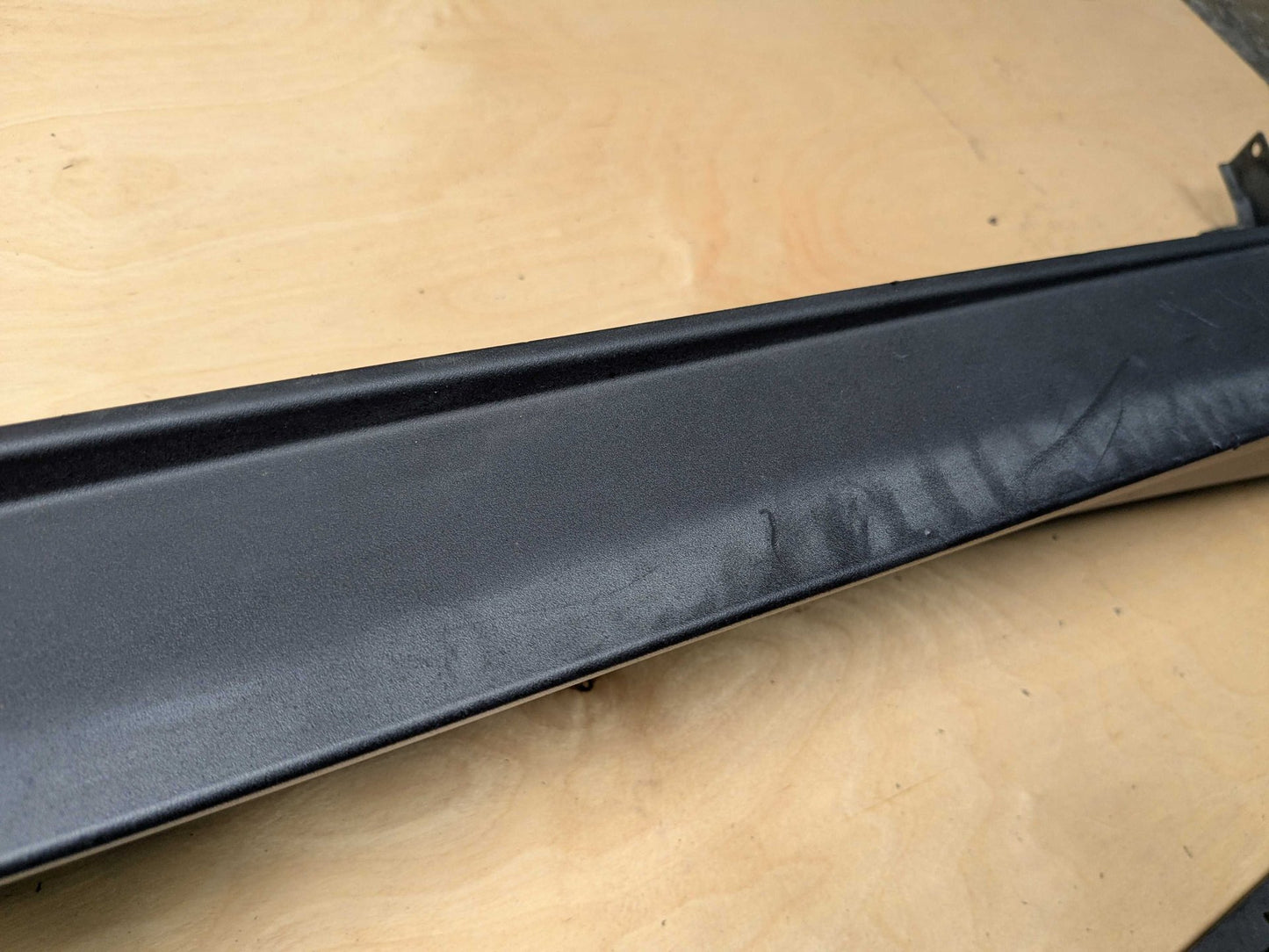 *14-18 OEM BMW F15 X5 Left Driver Side Skirt Rocker Panel Molding w/ Bracket