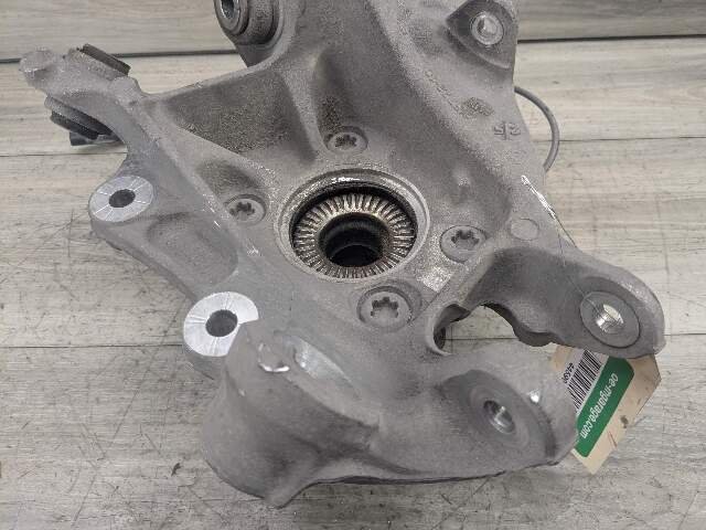 19-25 OEM BMW G20 330 M340 REAR Left Driver Knuckle Wheel Hub Spindle Bearing
