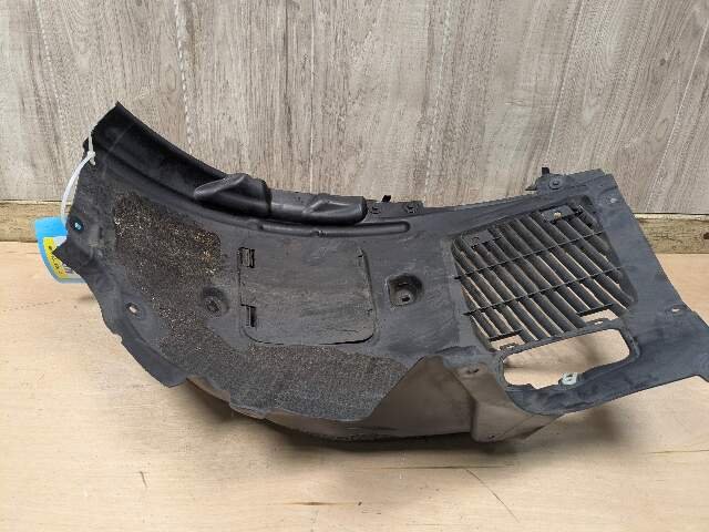 2020 BMW 740i G12 Front Right Passenger Wheel Fender Liner Splash Guard 7340194