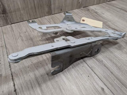 OEM BMW F15 F16 F85 F86 X5 X6 Left Right Hood Hinge Support Bracket SET White